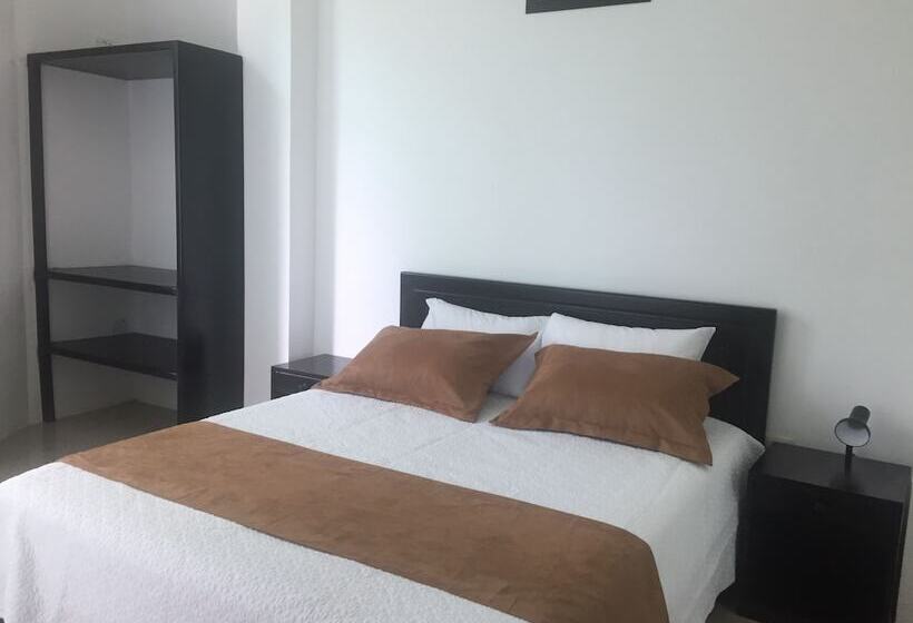 호텔 Blue Shark Galapagos