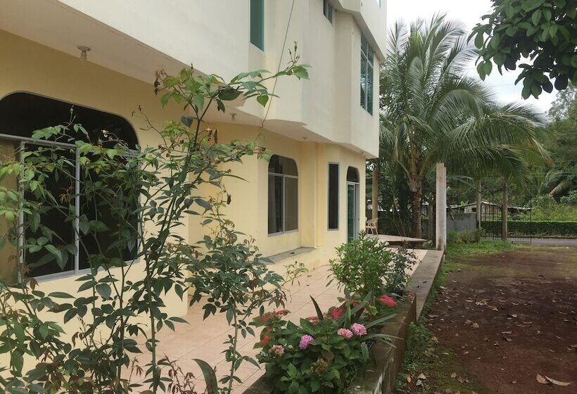 호텔 Blue Shark Galapagos