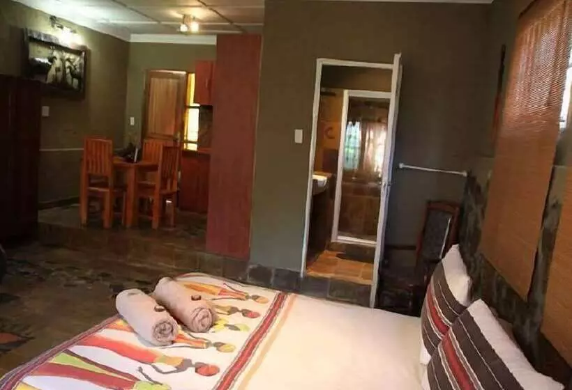 ホテル Emahlathini Guest Farm