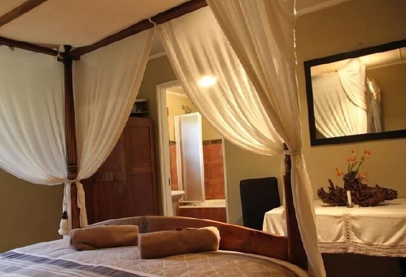 酒店 Emahlathini Guest Farm