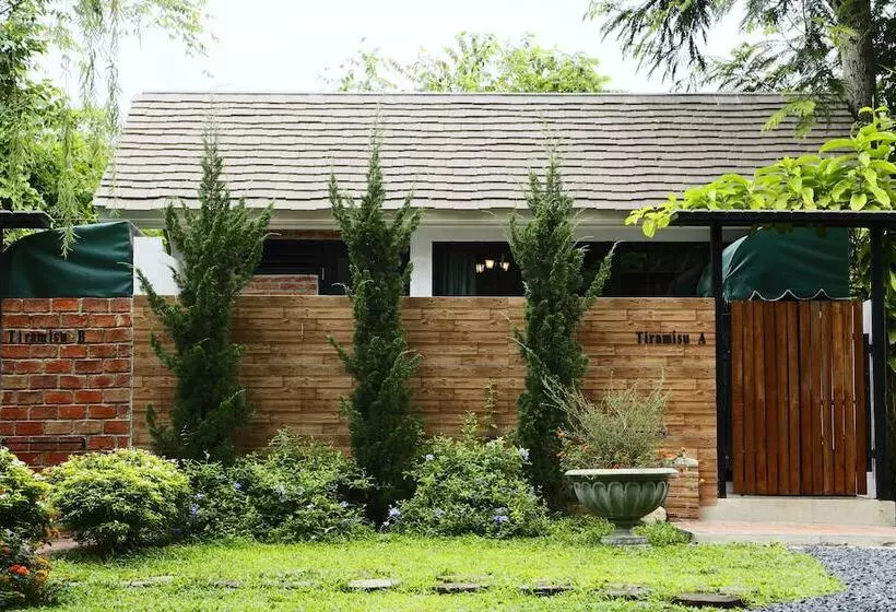 ホテル Ginger Bread House  Pet Lover Resort