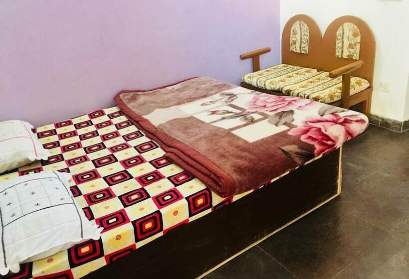 בית מלון כפרי Heritage Sanyam