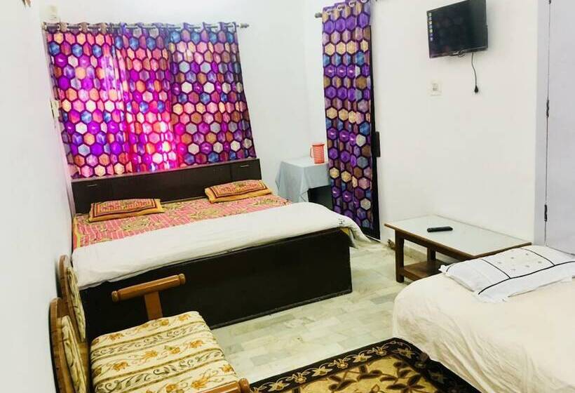 בית מלון כפרי Heritage Sanyam