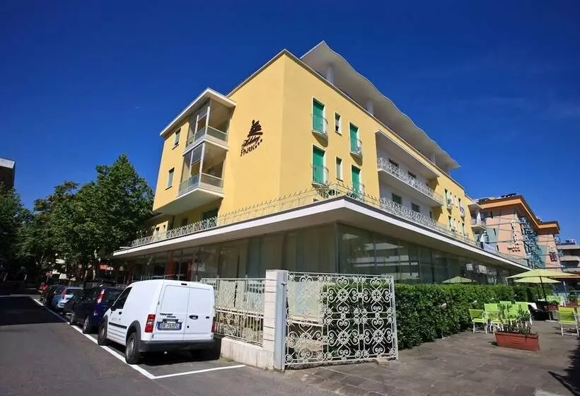 ホテル Holiday Park
