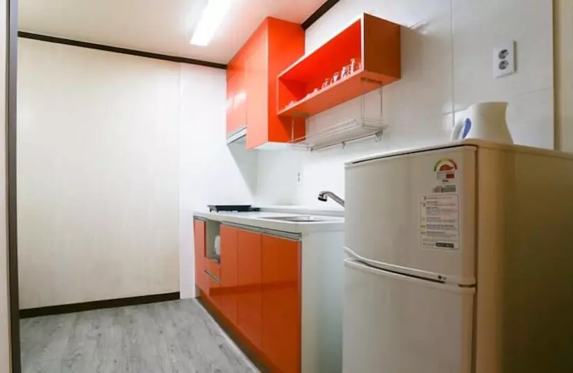 هتل Mir House 1157