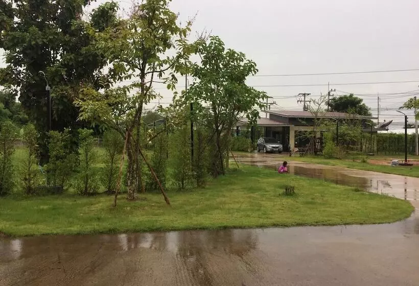 Hotelli Na Kabin Resort