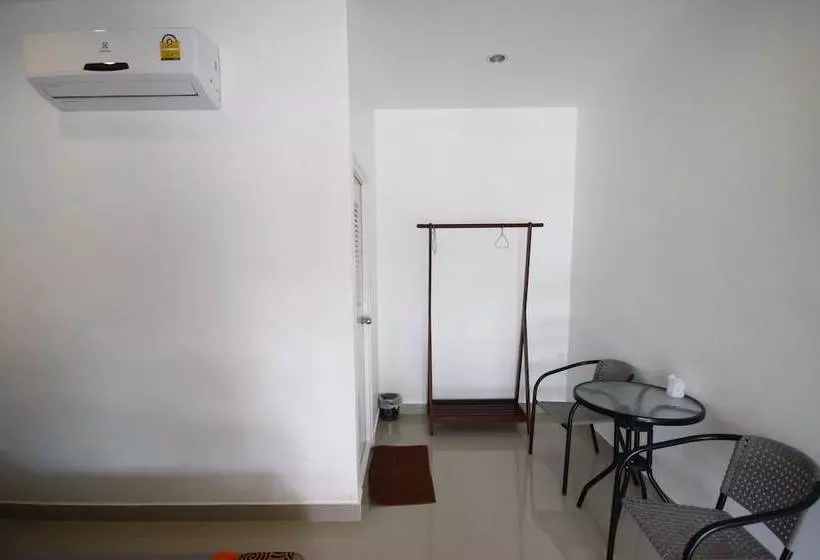 Hotelli Oak Nat Coffee And Resort