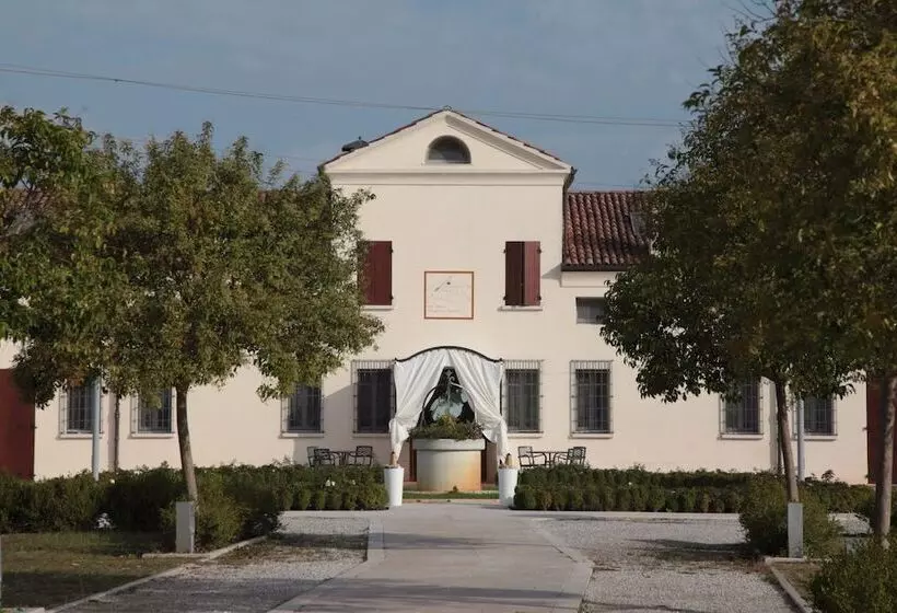 ホテル Possessioni Ferraresi