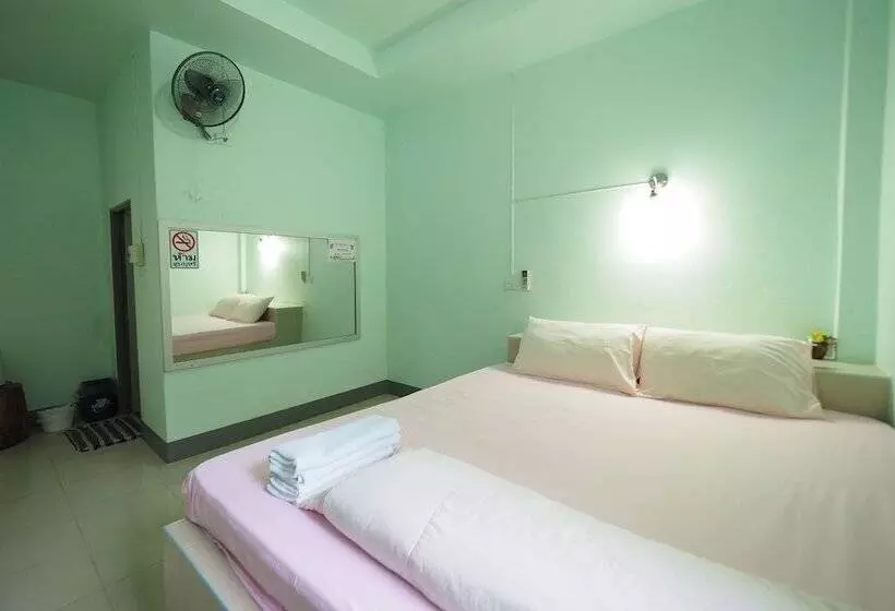Hotelli Pua Sabai Resort