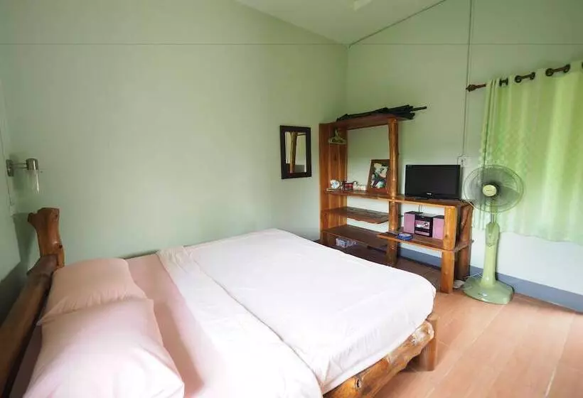Hotelli Pua Sabai Resort