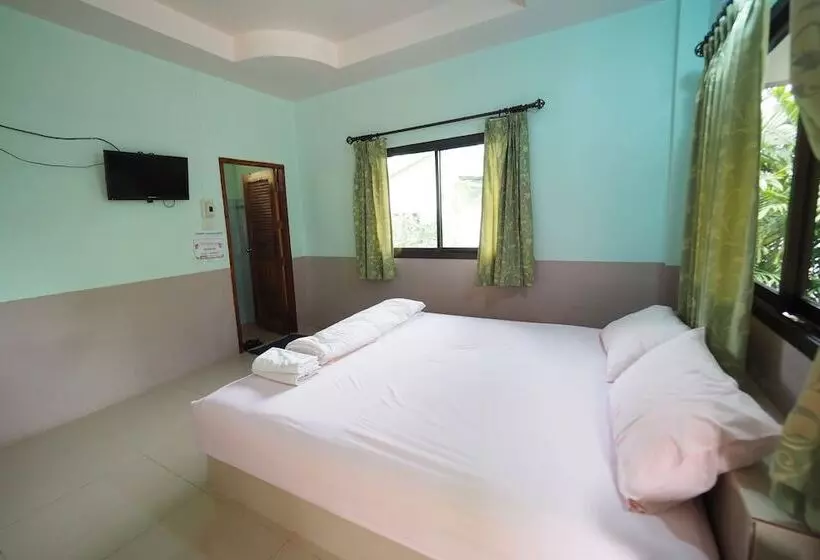 Hotelli Pua Sabai Resort