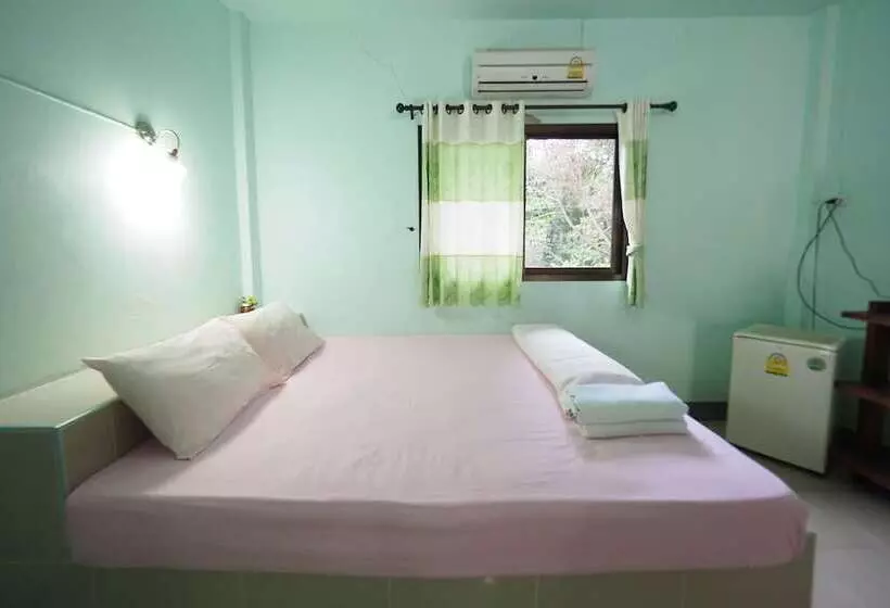 Hotelli Pua Sabai Resort