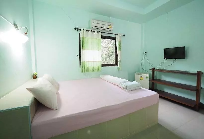Hotelli Pua Sabai Resort