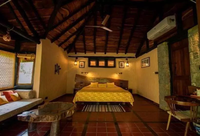 Hotelli Pugdundee Safaris  Kanha Earth Lodge