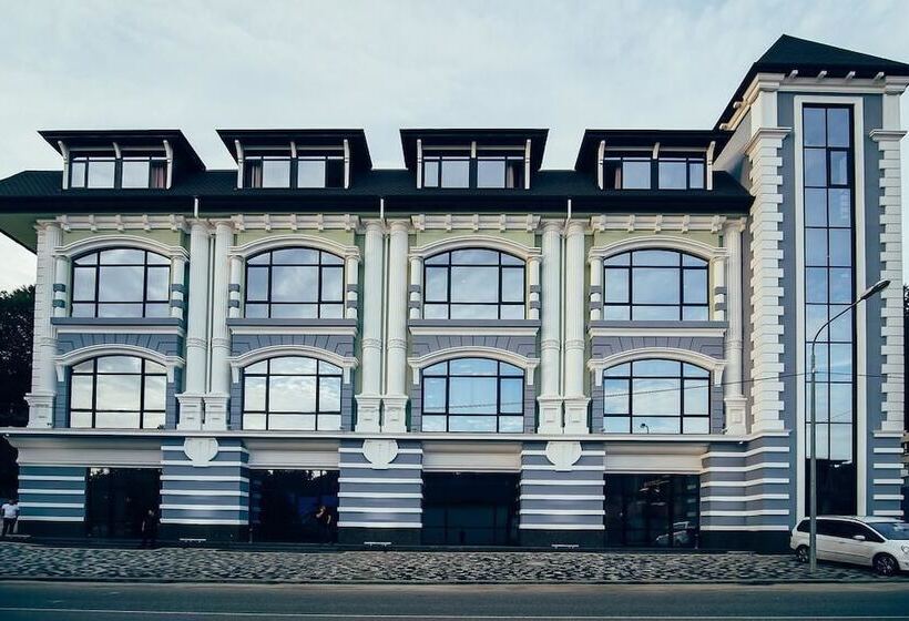 בית מלון כפרי Royal