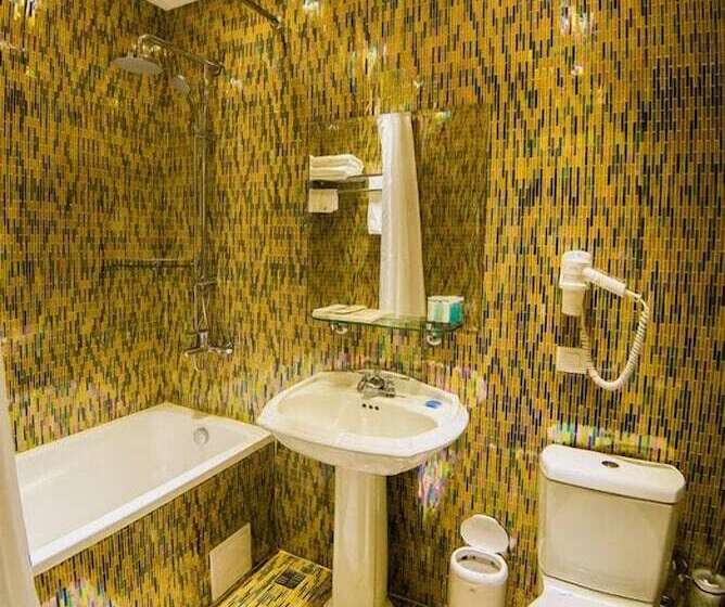 בית מלון כפרי Royal