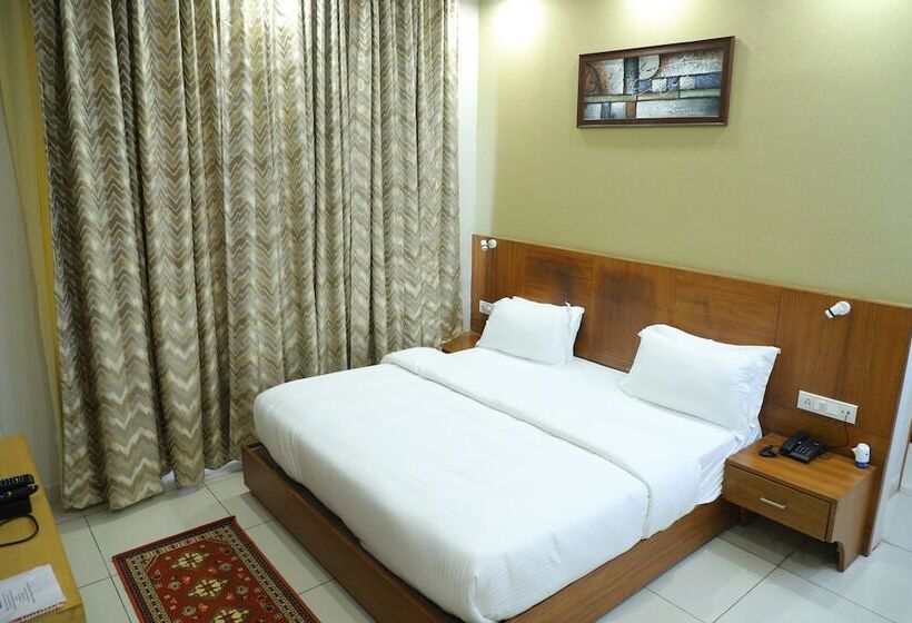 酒店 Royal Hillton