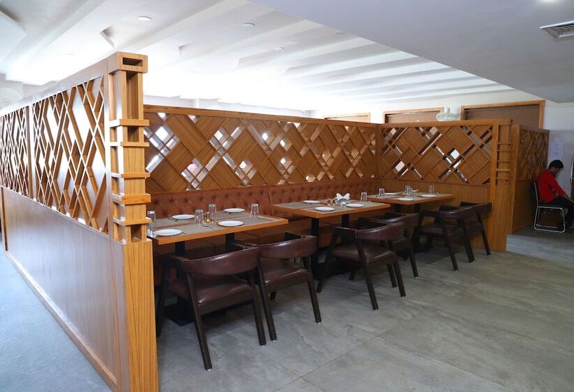 酒店 Royal Hillton