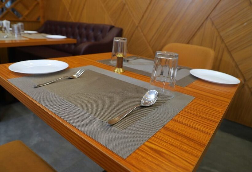 酒店 Royal Hillton