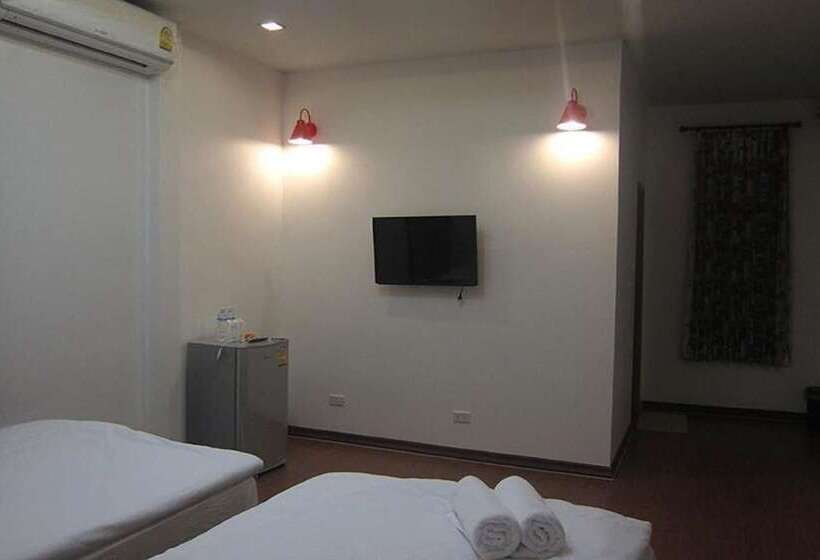 Hotel Toffee House Resort