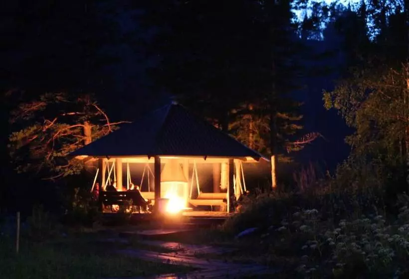 Hotelli Urochishhe Saikol