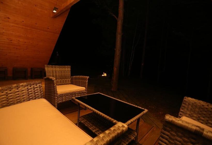 בית מלון כפרי Urochishhe Saikol