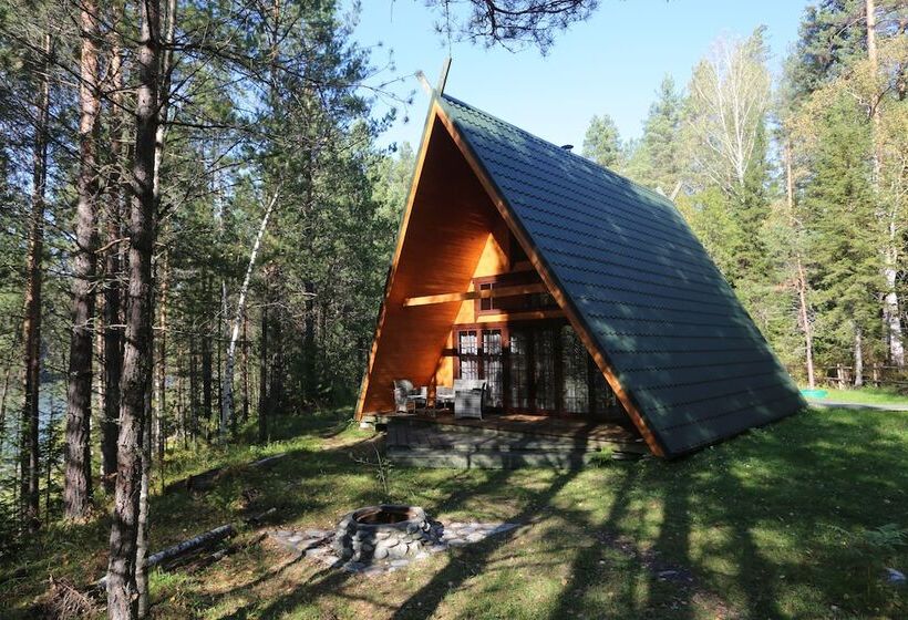 בית מלון כפרי Urochishhe Saikol