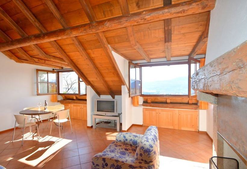 Peaceful Cottage In Cargiogo With Private Terrace