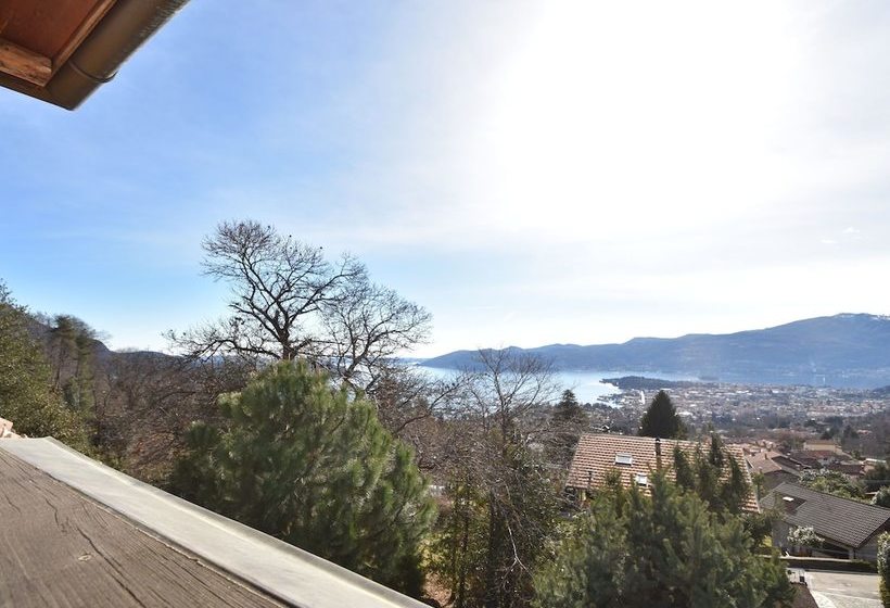 Peaceful Cottage In Cargiogo With Private Terrace