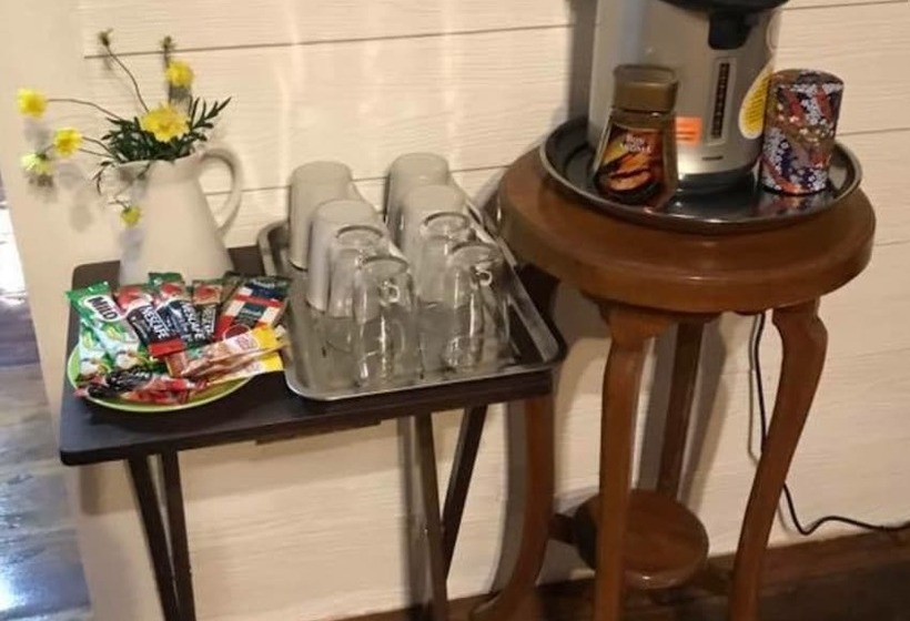 פנסיון Maa Damnoen B&b