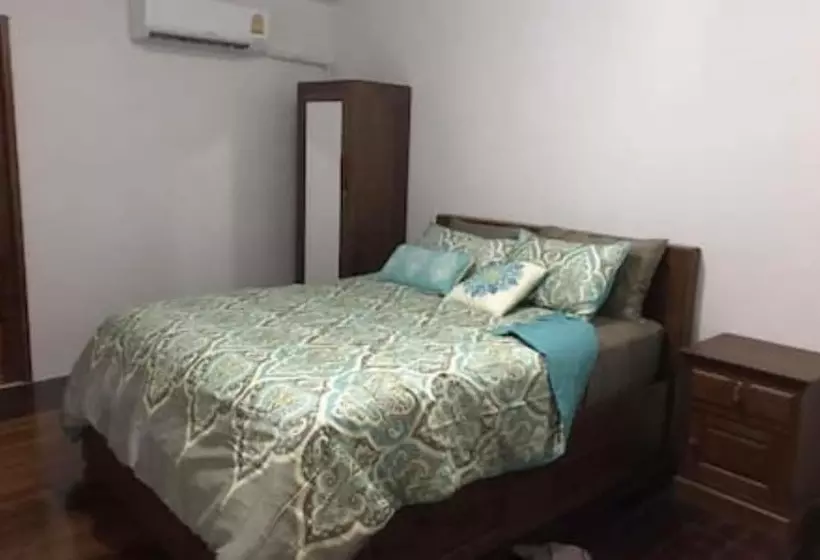 پانسیون Maa Damnoen B&b