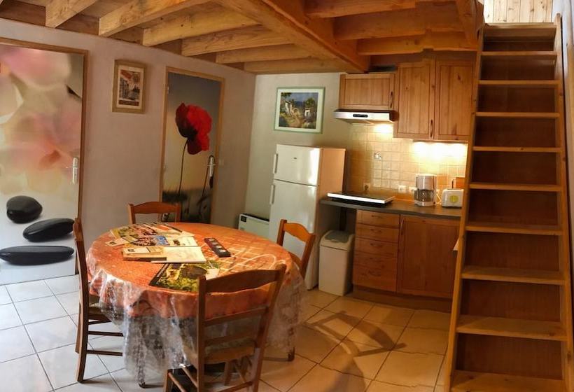 ペンション Moulin De Record