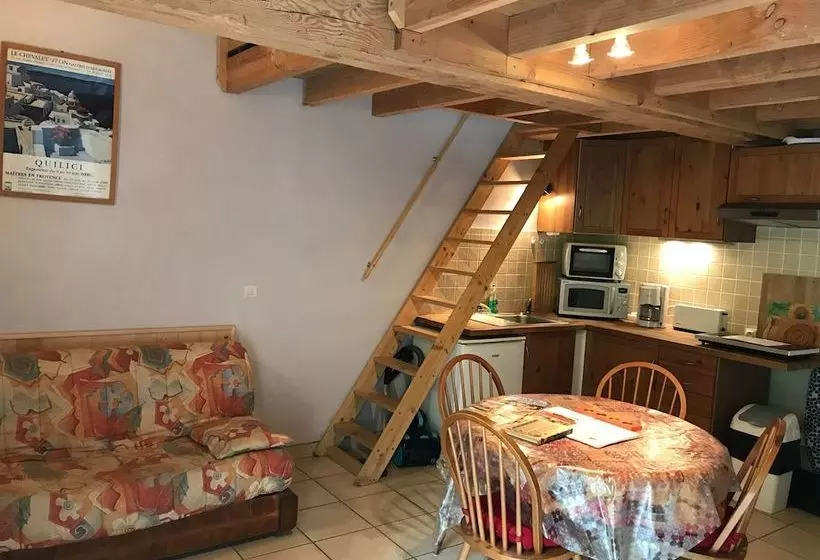 ペンション Moulin De Record