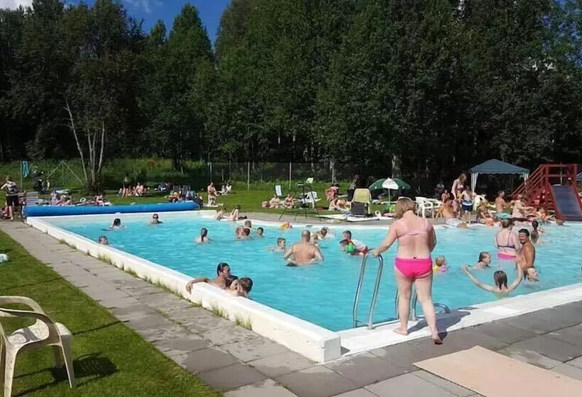 Aamiaismajoitus (B&B) Sikfors Konferens & Fritidsby