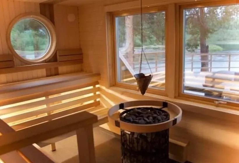 Aamiaismajoitus (B&B) Sikfors Konferens & Fritidsby