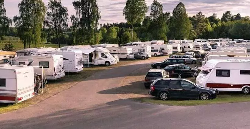 Aamiaismajoitus (B&B) Sikfors Konferens & Fritidsby