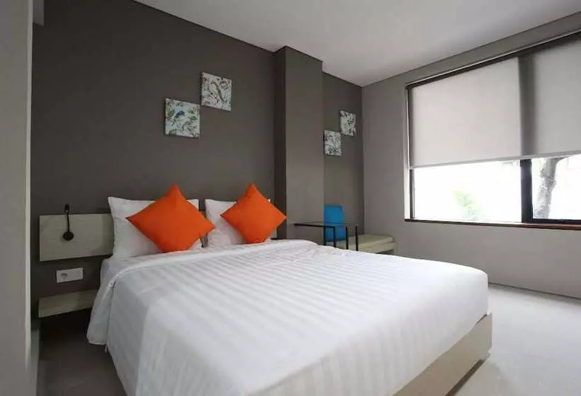 ベッドアンドブレックファースト Wanadu Residence