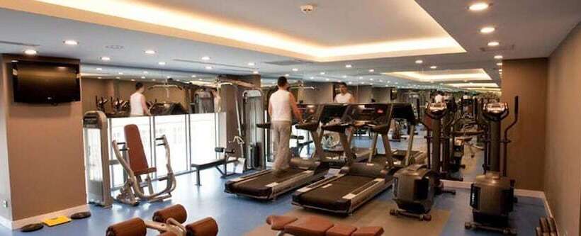 Fourway Hotel Spa & Restaurant