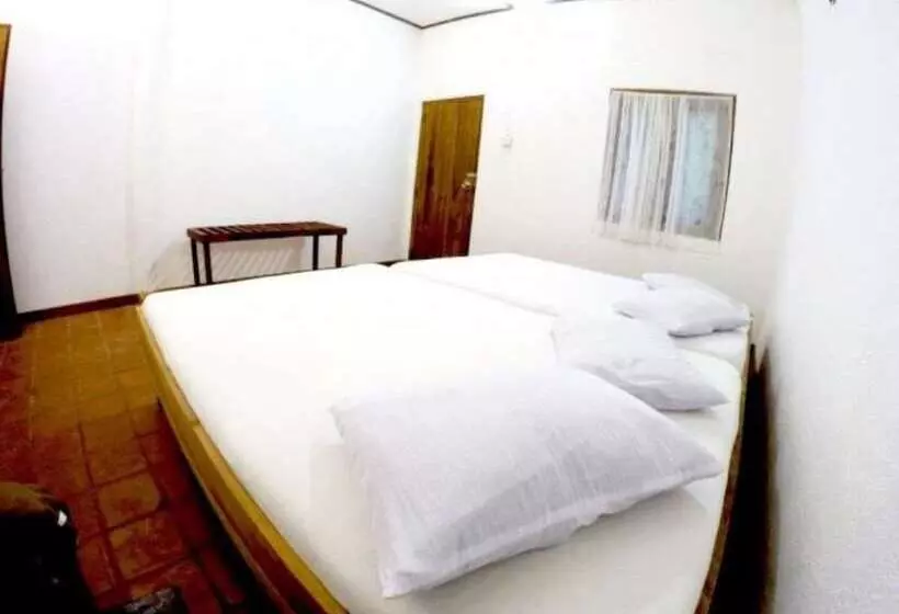 Handunkanda Eco Resort