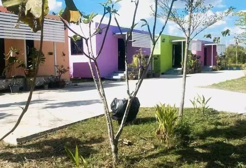 ホテル Aranya Resort