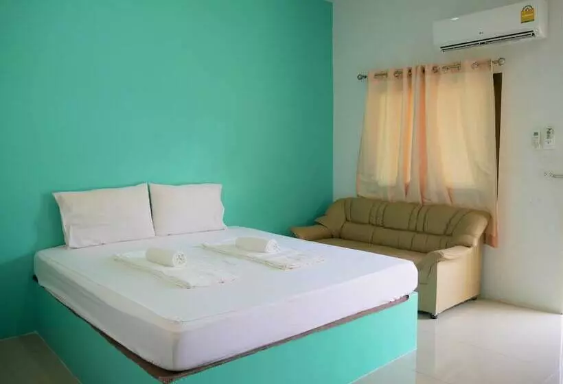 ホテル Banauyporn Resort