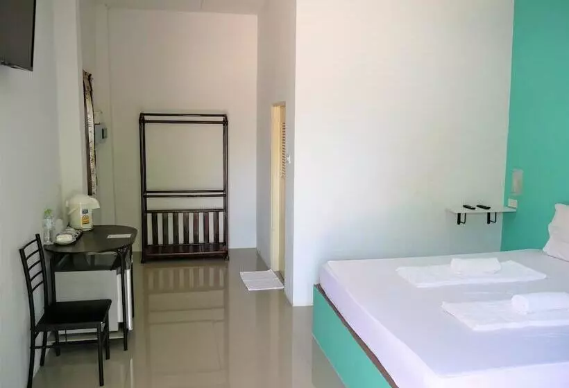 ホテル Banauyporn Resort