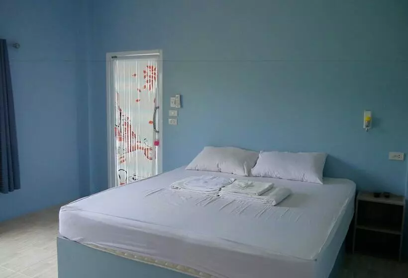 ホテル Banauyporn Resort