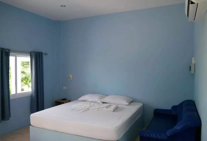 ホテル Banauyporn Resort