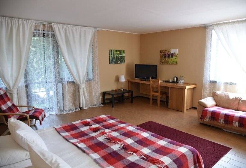 ホテル Baza Otdykha Tapiola