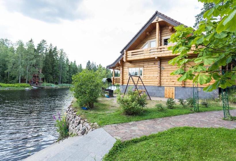 ホテル Baza Otdykha Tapiola