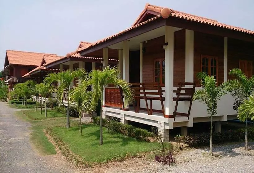 Hotelli Chiang Kham Tilue Resort