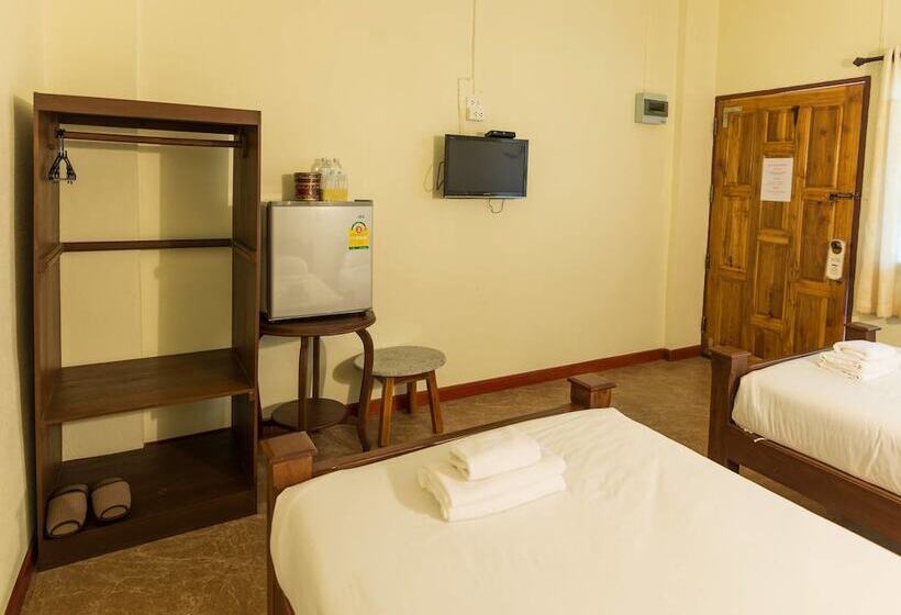 호텔 Chiang Kham Tilue Resort