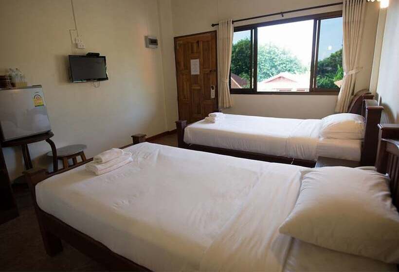 호텔 Chiang Kham Tilue Resort