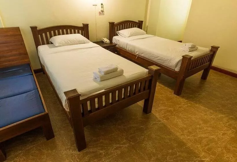 Hotelli Chiang Kham Tilue Resort